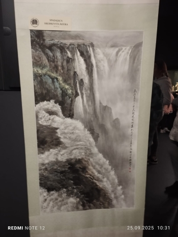 PHOTO-2025-10-11-13-18-11