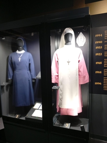 PHOTO-2025-10-11-17-24-45 19