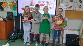 PHOTO-2025-11-04-20-04-37