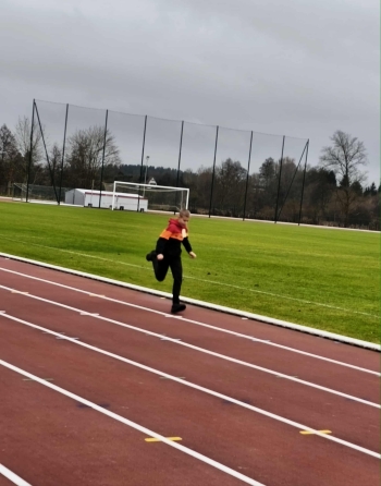 581926864_1527955931842343_5347291694946369648_n