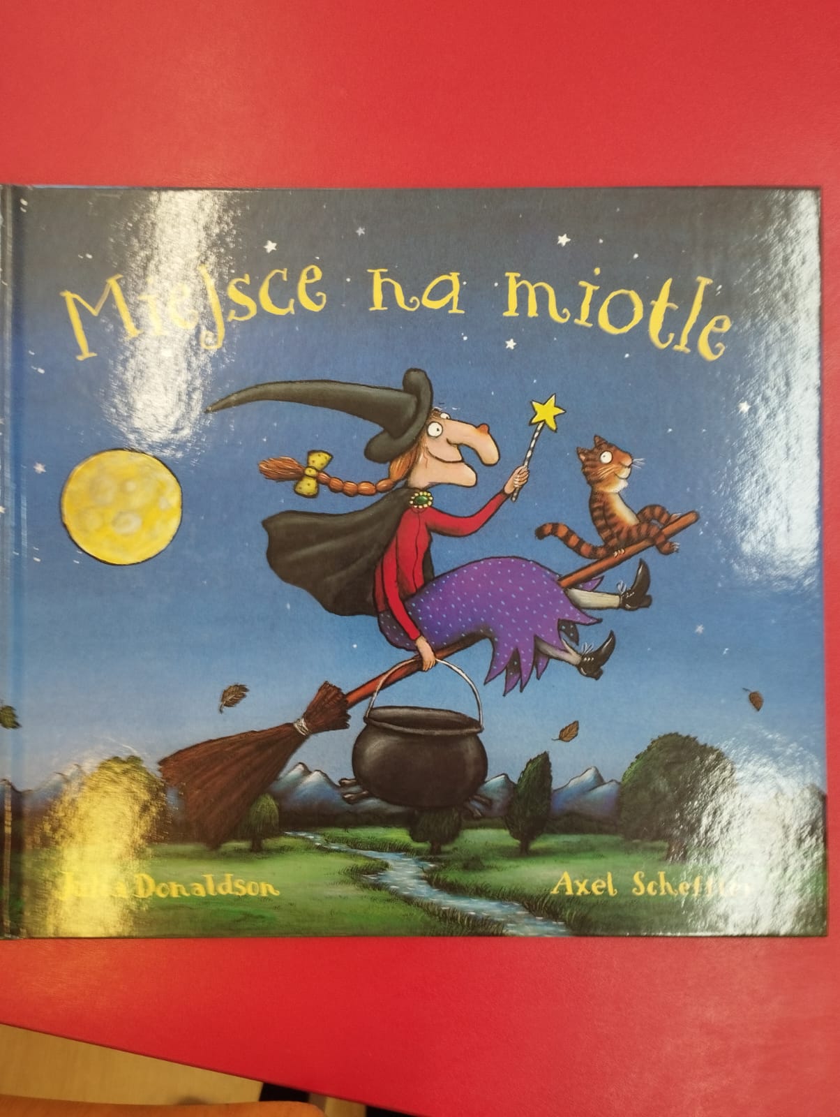 Na miotle czarownicy znajdzie się miejsce dla każdego