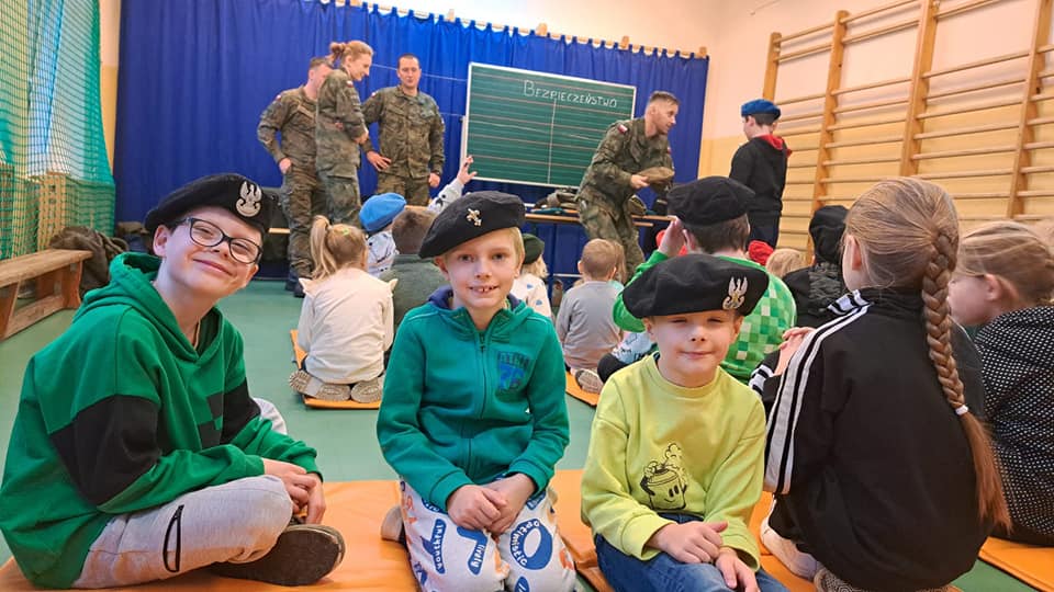 Baczność! Rozmawiamy o bezpieczeństwie