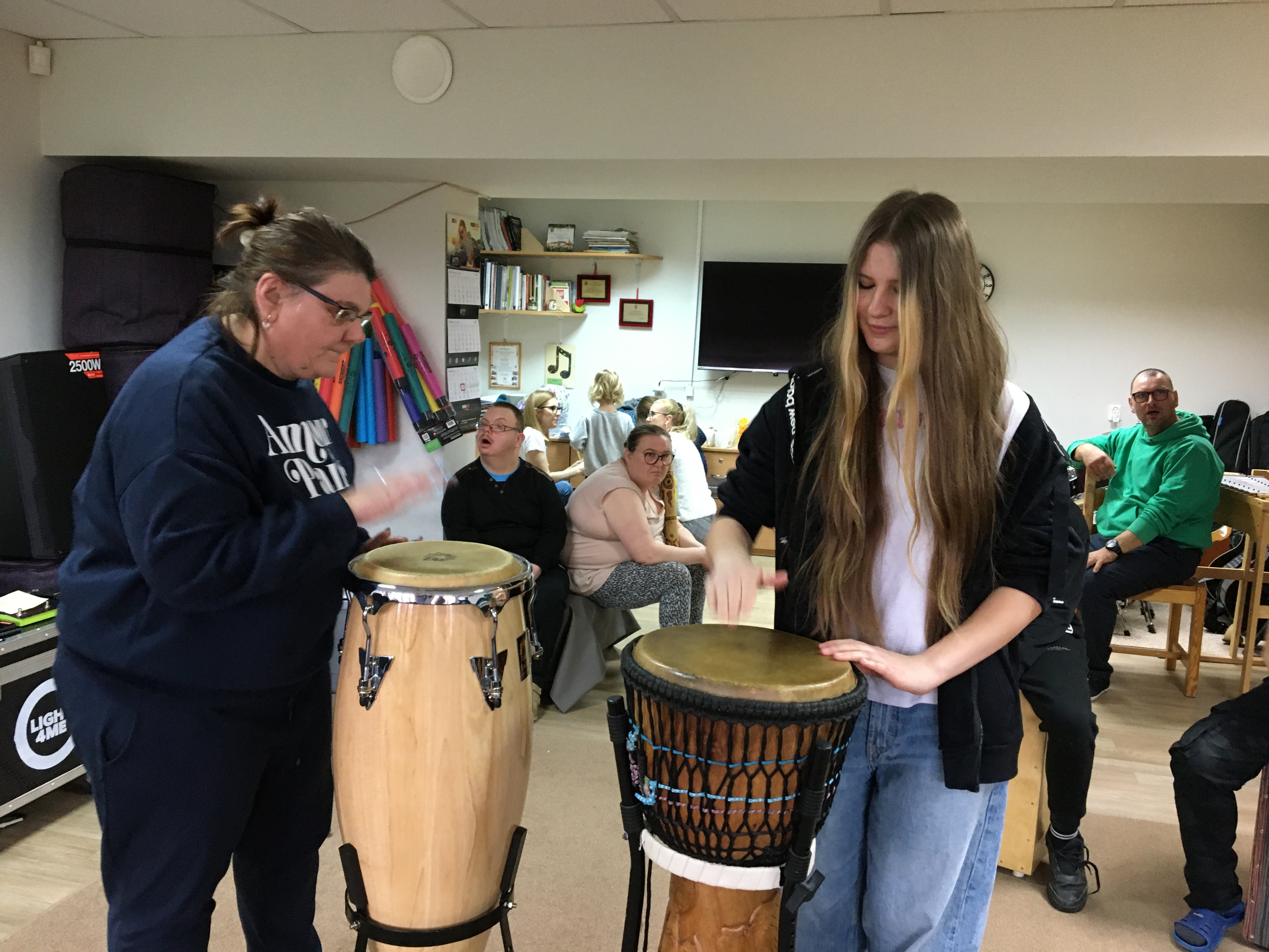 Pierwsze koty za płoty, czyli śpiewaliśmy i graliśmy z Bandadaną