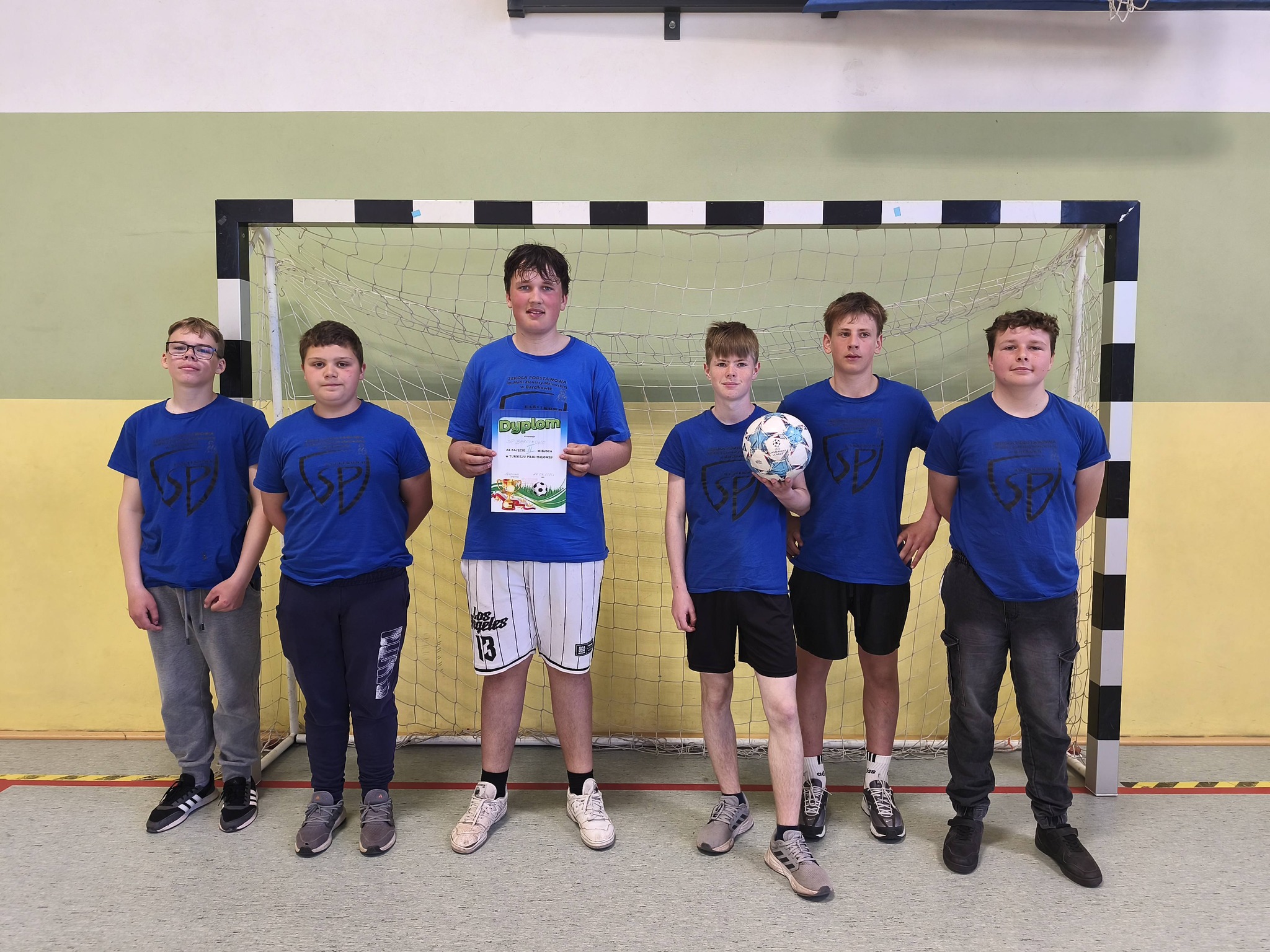 MIĘDZYSZKOLNY TURNIEJ PIŁKI NOŻNEJ