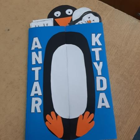 Antarktyda, czyli twórcze prace uczniów klasy drugiej